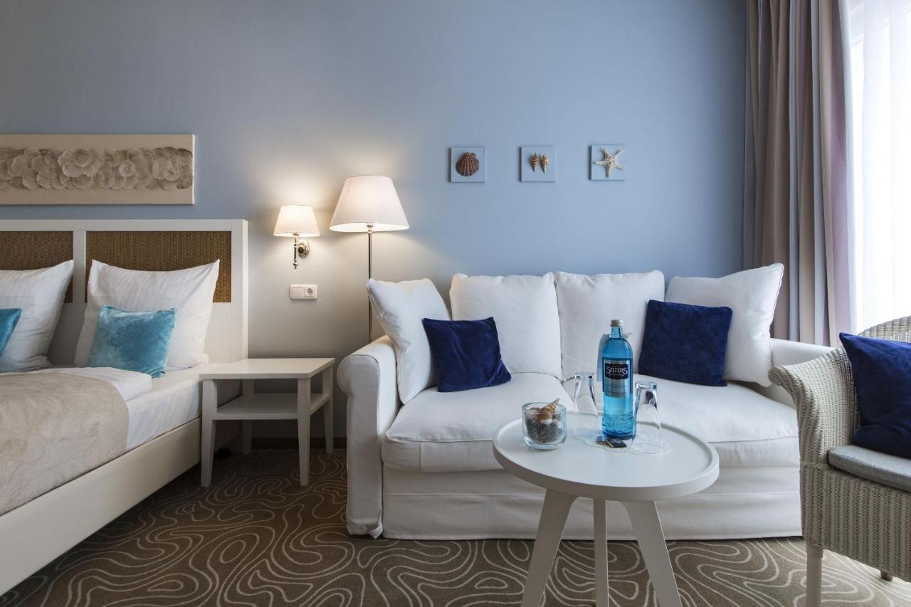 Mein Strandhaus - Hotel, Restaurant & Schwimmbad Тіммендорфер-Штранд Екстер'єр фото