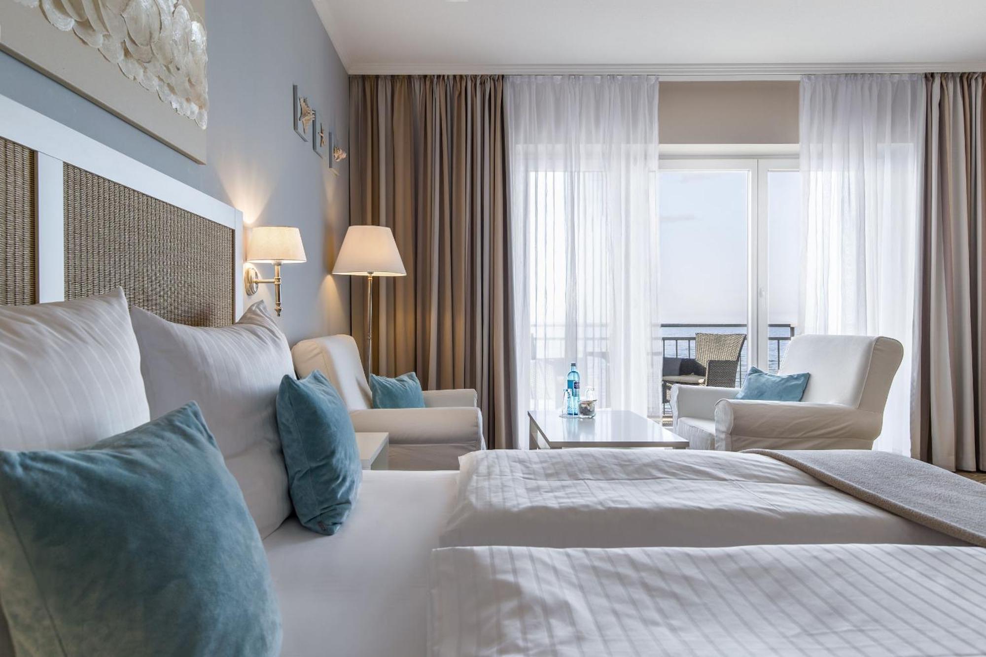 Mein Strandhaus - Hotel, Restaurant & Schwimmbad Тіммендорфер-Штранд Екстер'єр фото