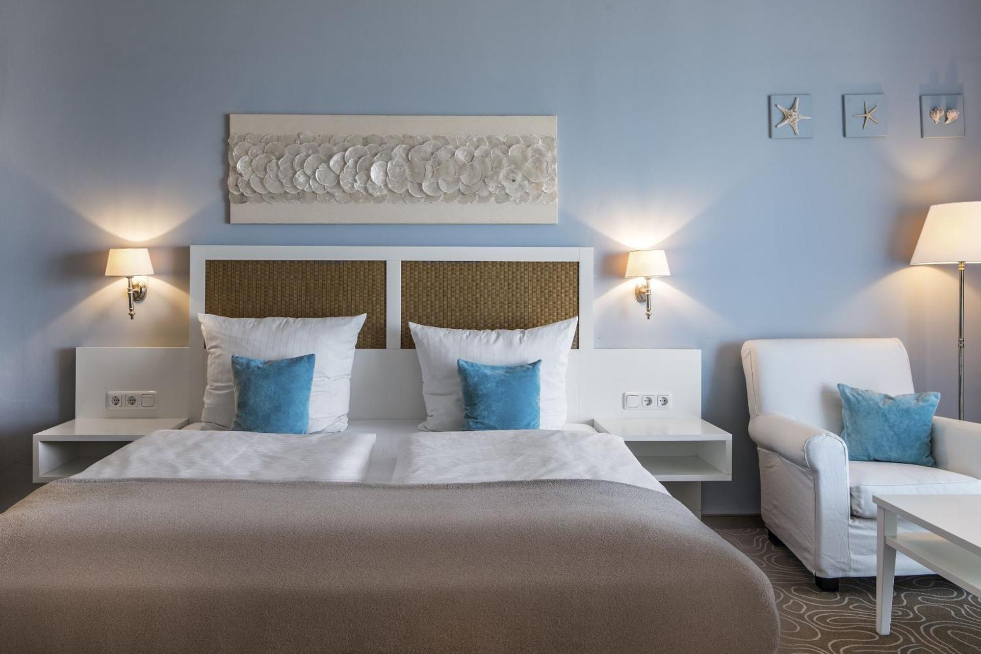 Mein Strandhaus - Hotel, Restaurant & Schwimmbad Тіммендорфер-Штранд Екстер'єр фото